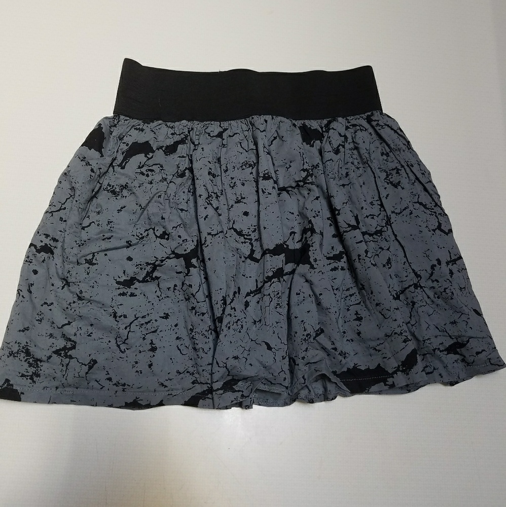 Wetseal skater skirt